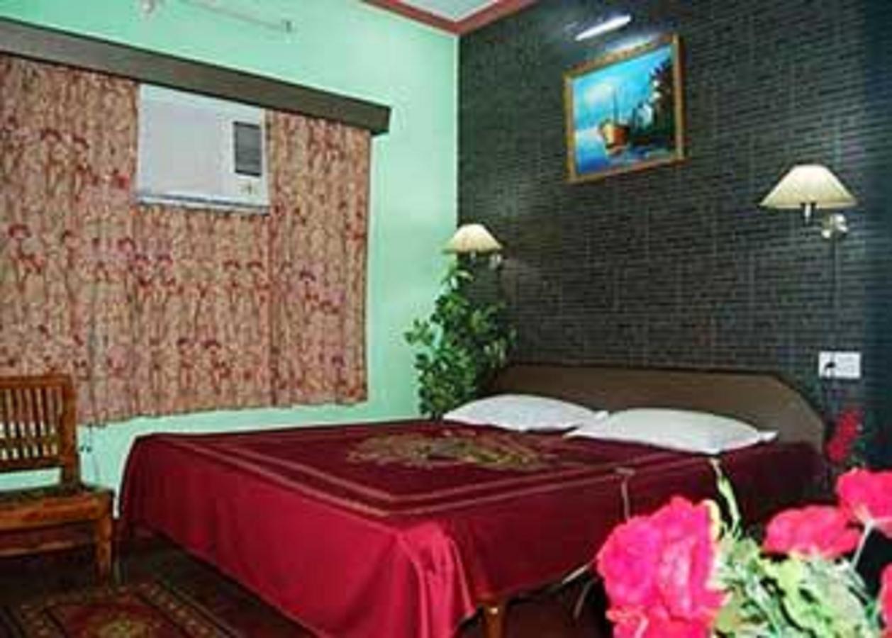 Hotel Vatika ダルハウジ エクステリア 写真